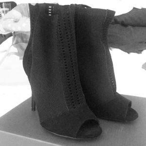 Black mesh heels